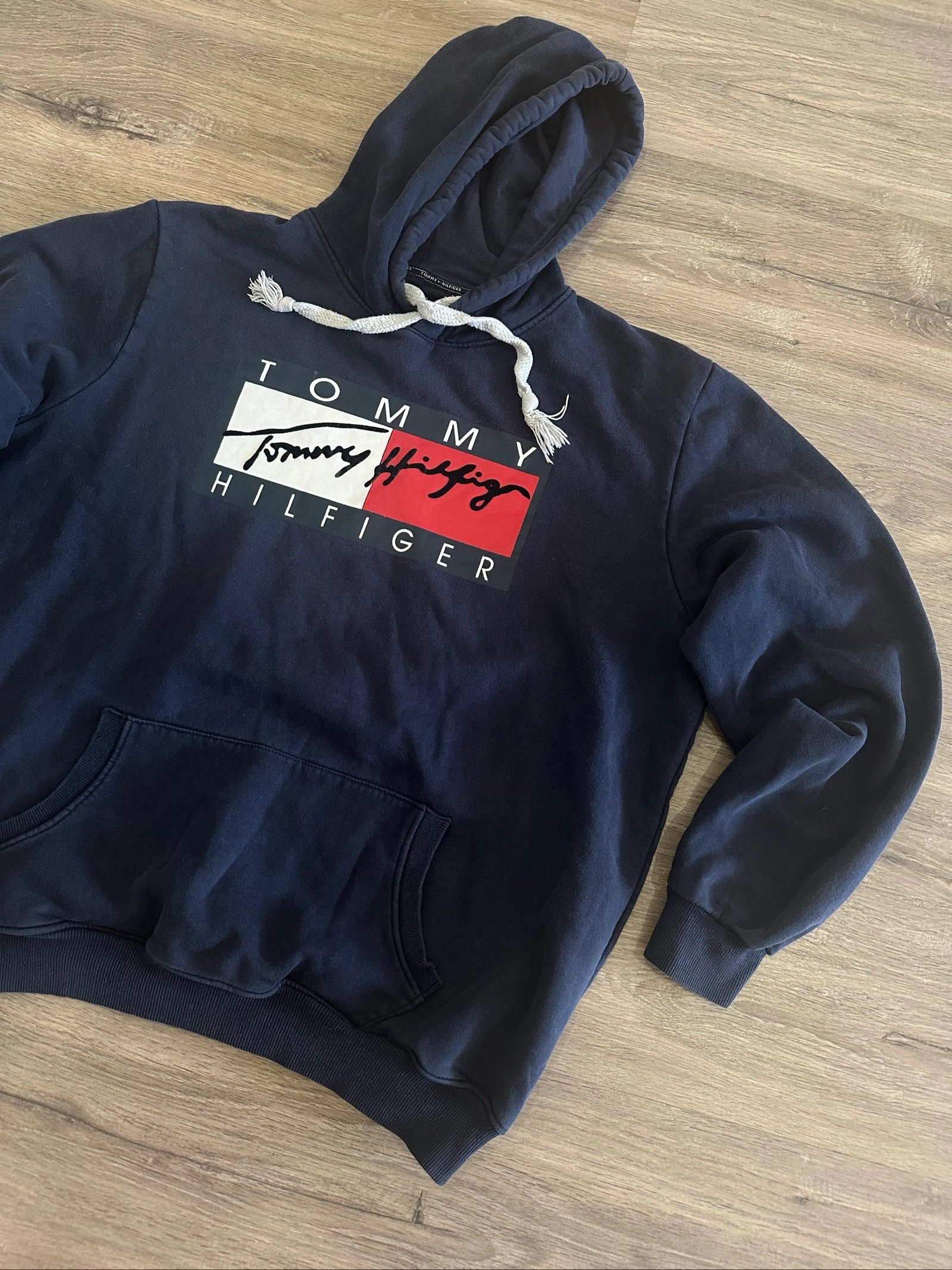 Tommy Hilfiger Sweat à capuche bleu marine logo vintage – photo 2